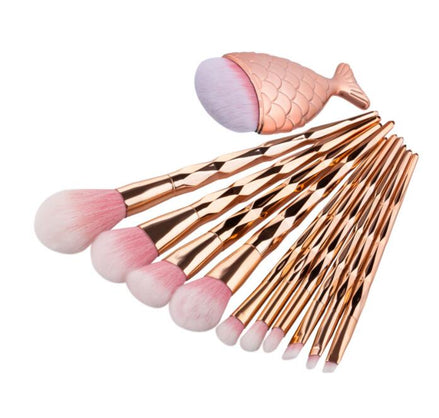 ✨Diamond Fish Makeup Brush Set (Ultra-Soft | Flawless Blend | Beginner-Friendly)