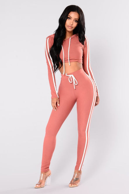 🔥Women’s Slim Fit Crop Hoodie Tracksuit Set – 2 Piece Casual Lounge & Streetwear Outfit