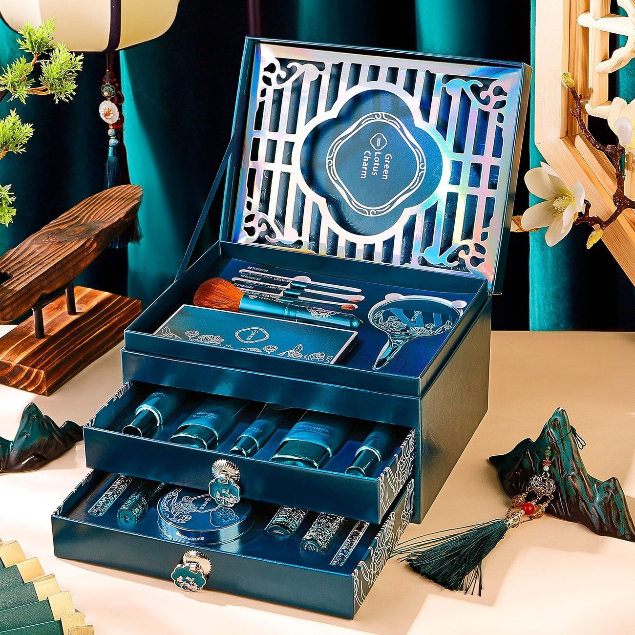 🌿 Green Lotus 18-Piece Beauty & Skincare Makeup Set