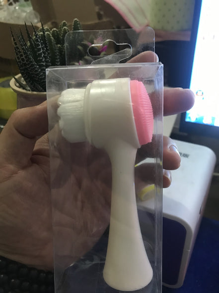🧖‍♀️✨ UltraGlow Deep Clean Facial Cleansing Device