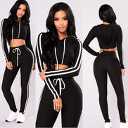 🔥Women’s Slim Fit Crop Hoodie Tracksuit Set – 2 Piece Casual Lounge & Streetwear Outfit