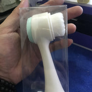 🧖‍♀️✨ UltraGlow Deep Clean Facial Cleansing Device