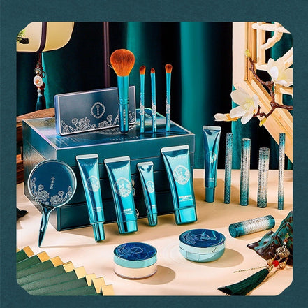 🌿 Green Lotus 18-Piece Beauty & Skincare Makeup Set