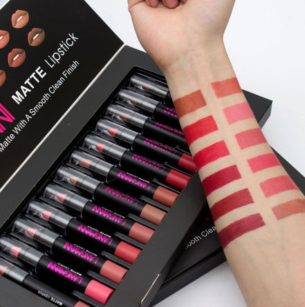 💄 Matte Velvet Waterproof Lipstick Set