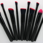 ✨Flawless Makeup Brush for Smooth, Professional Finish ✨