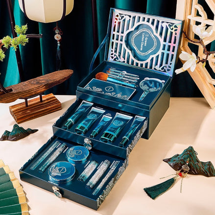 🌿 Green Lotus 18-Piece Beauty & Skincare Makeup Set